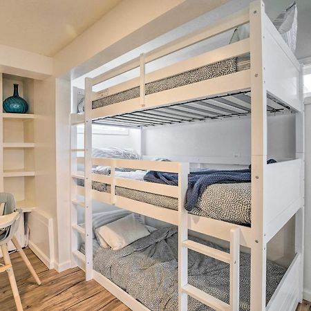 Rockaway Beach Condo - Beach Access Nearby! Exterior photo