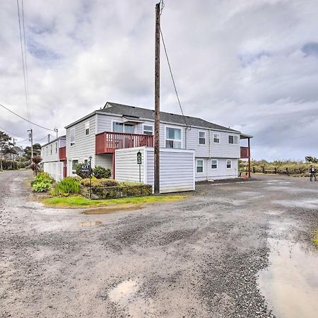 Rockaway Beach Condo - Beach Access Nearby! Exterior photo