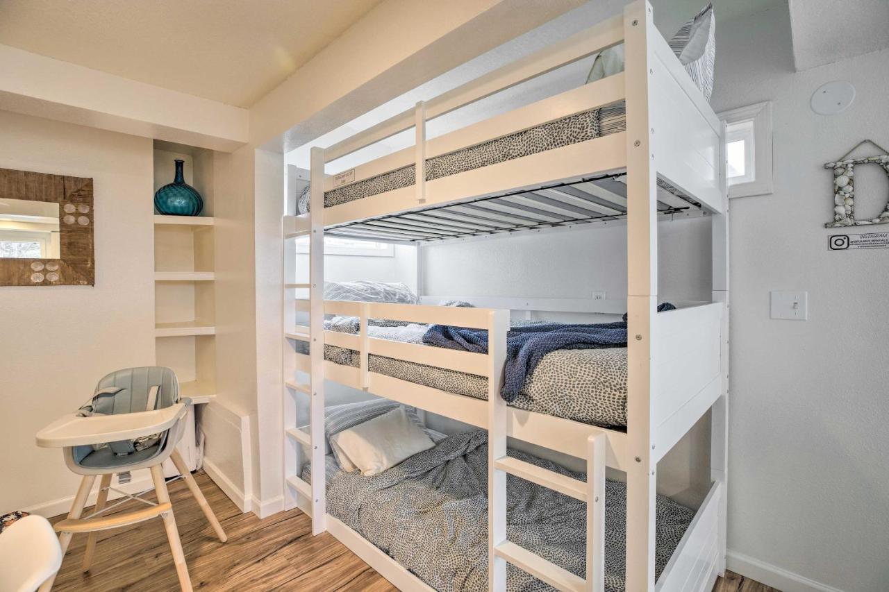 Rockaway Beach Condo - Beach Access Nearby! Exterior photo