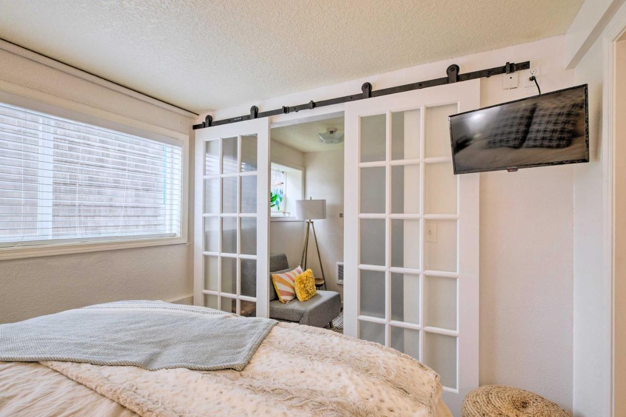 Rockaway Beach Condo - Beach Access Nearby! Exterior photo