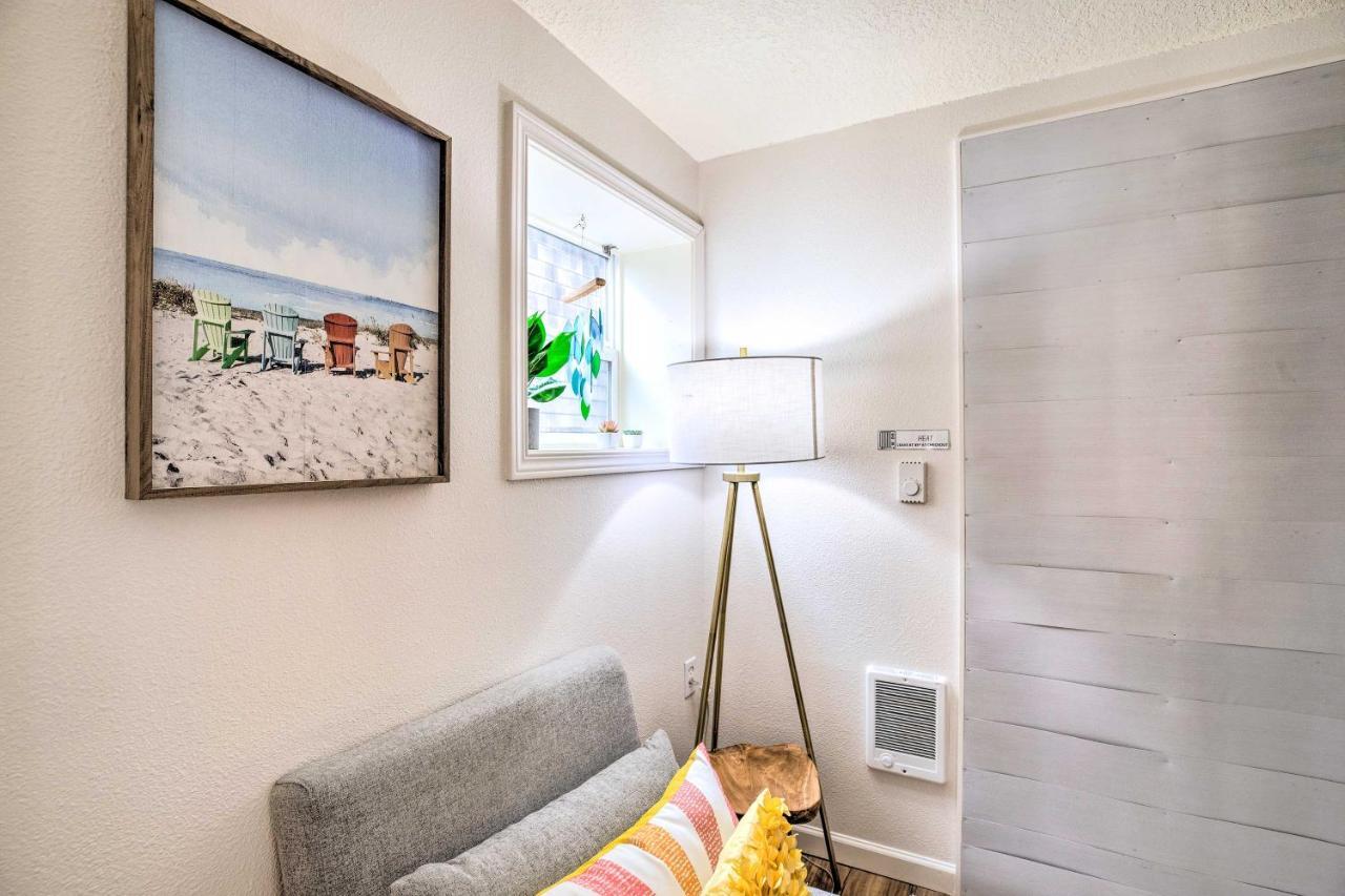 Rockaway Beach Condo - Beach Access Nearby! Exterior photo